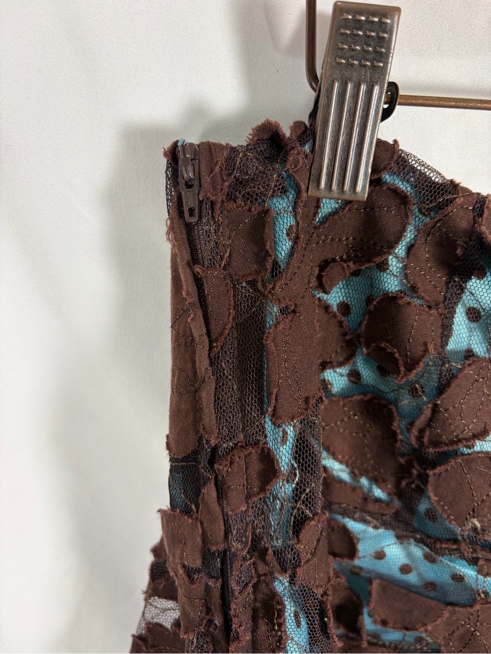 VINTAGE Floral Overlay Circle Skirt in Brown and Teal - Picture 5 of 7